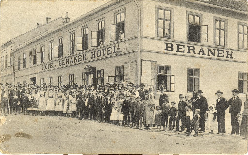 005 Hotel Beránek.jpg